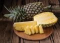 Abacaxi pérola: amplamente utilizado em sucos detox por ter propriedades que ajudam na eliminação de toxinas do corpo