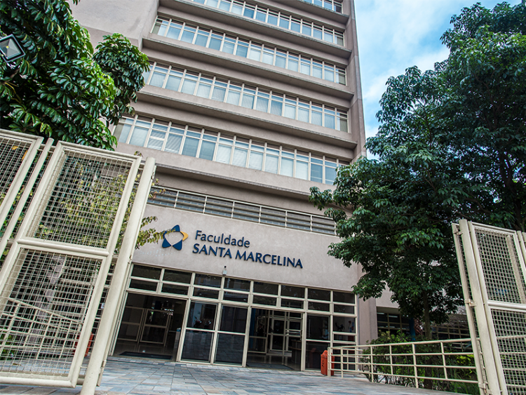 Faculdade Santa Marcelina: Rua Cachoeira Utupanema, 40, Itaquera