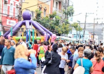 Vem aí mais uma festa