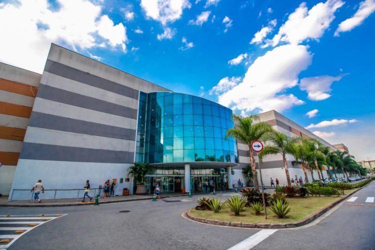 Shopping Metrô Itaquera: Avenida José Pinheiro Borges, s/n°