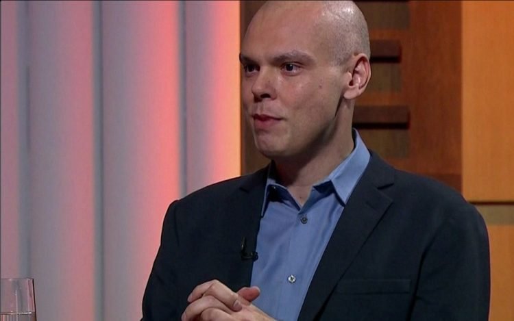 Bruno informou que irá trabalhar de casa