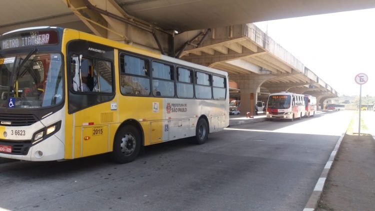 Orientação é para que as empresas realizem as viagens sem exceder a capacidade máxima de passageiros sentados