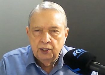 José Paulo de Andrade apresentava O Pulo do Gato, na Rádio Bandeirantes