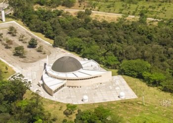 Entrada mais fácil para a moradora é pelo Planetário do Carmo