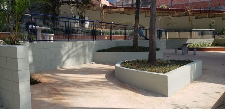 Parte inferior da Ladeira do Xisto revitalizada