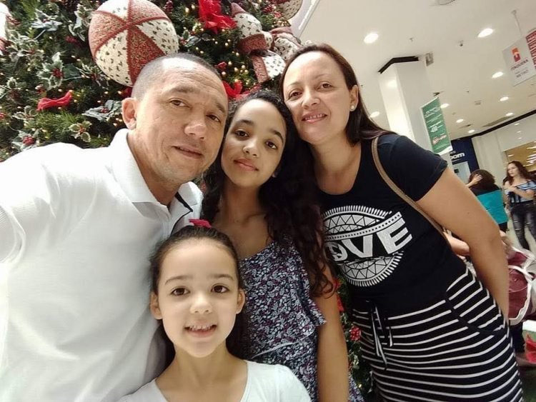 Flavio e sua família