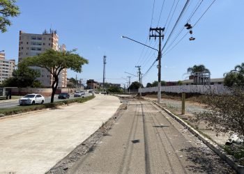 Trecho interditado na altura da Cohab I