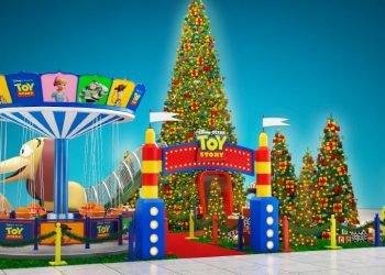 Shopping Itaquera recebe decoração Toy Story no Natal