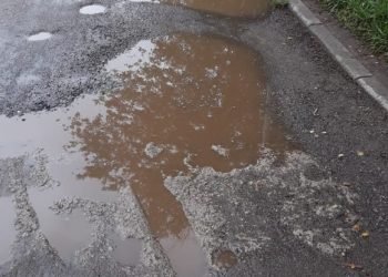 Buracos ainda são problema no Pq. do Carmo