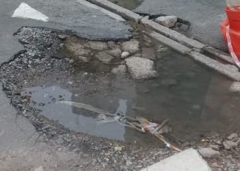 Buracos na Avenida Campanella