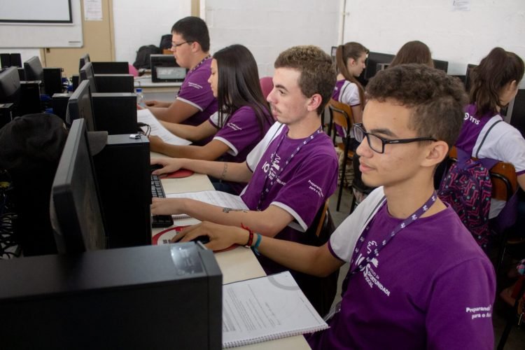 Curso profissionalizante gratuito em Itaquera