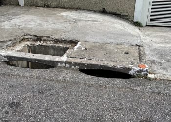 Cuidado, bueiro sem tampa!