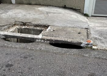 Cuidado, bueiro sem tampa!