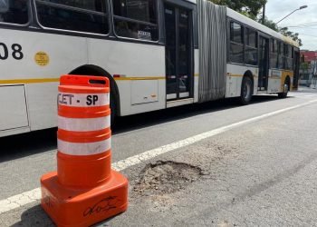 Buraco no centro de Itaquera