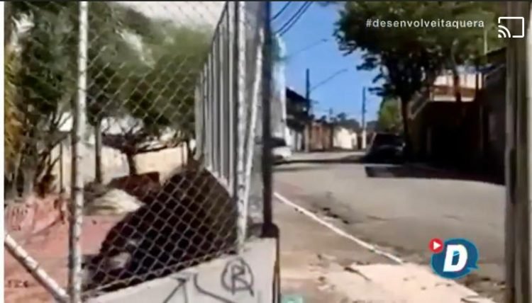 Rua Vitoriano dos Anjos com a Avenida Afonso de Sampaio e Souza