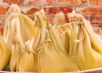 Entre as iguarias não poderia faltar a tradicional pamonha