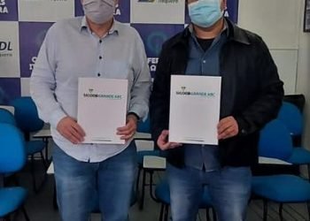 Roger Fildimaque e José Niero, da Universidade Brasil