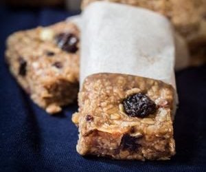 A empresária Amélia Whitaker ensina como preparar a sua barrinha proteica com pasta de Castanha Caju