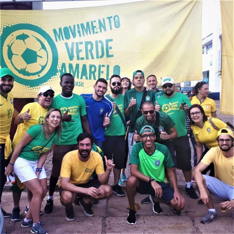 Movimento Verde Amarelo em um de seus "esquentas"