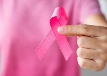 Histórico familiar de tumores ginecológicos requer ainda mais atenção para o câncer de mama