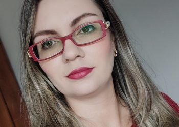 Lúcia Amélia dos Santos - Consultora de Negócios e Finanças