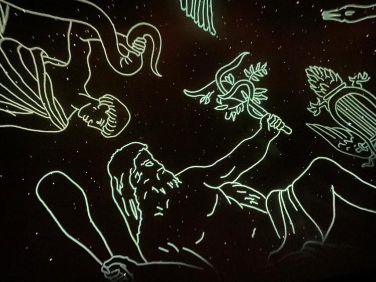 Planetário do Carmo tem sessões de cúpula às sextas e sábados, em janeiro