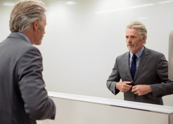 A Síndrome do Impostor é caracterizada por uma incapacidade de aceitar o próprio sucesso