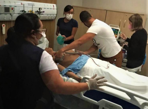 O workshop contou também com simulação realística no manequim de alta fidelidade do São Cristóvão Saúde (Cris)