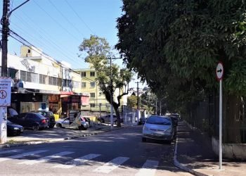 Rua Murmúrios da Tarde agora tem sentido único