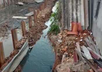 Obra de canalização aberta do Córrego Rio Verde