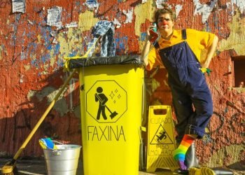 "Faxina": uma comédia que vai fazer você refletir