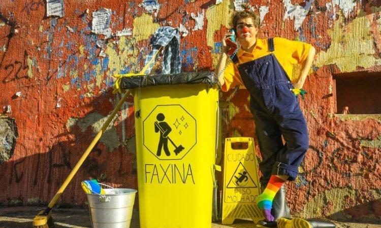"Faxina": uma comédia que vai fazer você refletir