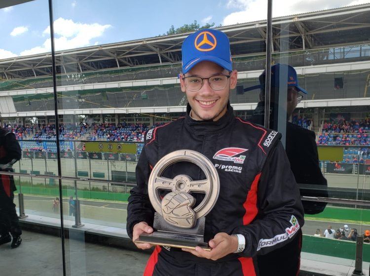 Mais uma conquista do itaquerense Vinícius Brito