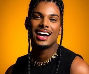 Sesc Itaquera apresenta o cantor WD