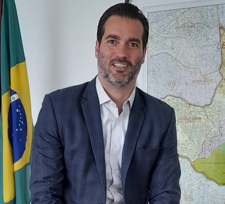 Rafael Limonta assume o cargo oficialmente