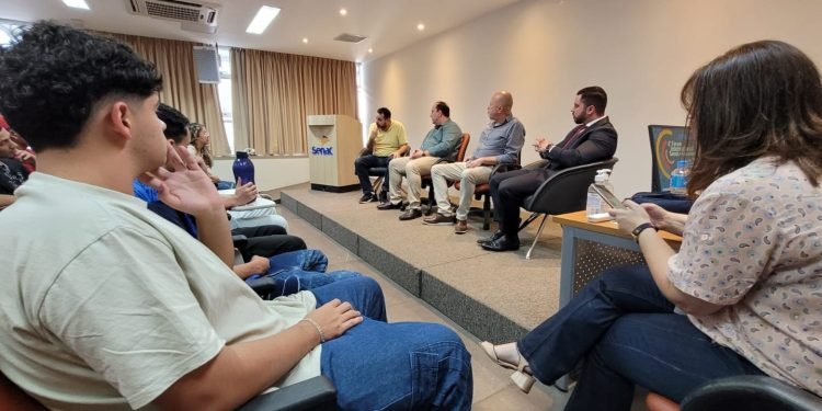 Reunião entre integrantes da CDL Itaquera e o Senac Itaquera