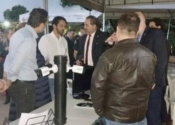 Visita ao stand da CDL Itaquera