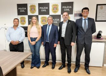 Visita à Delegacia Seccional