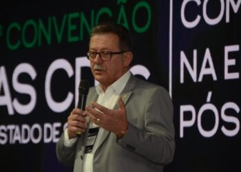 O presidente da federação, Maurício Stainoff