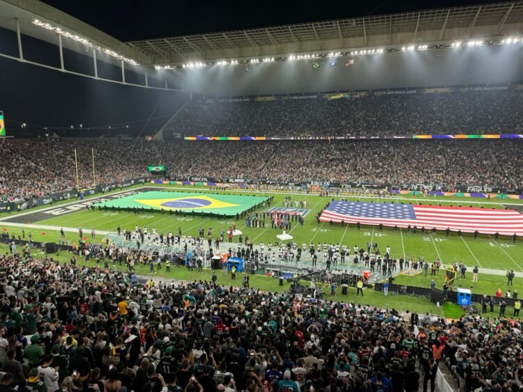 Partida da NFL na Arena Corinthians, em Itaquera