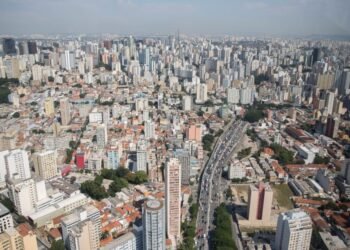 Prefeitura de São Paulo prioriza áreas vulneráveis e amplia investimentos no Orçamento 2025