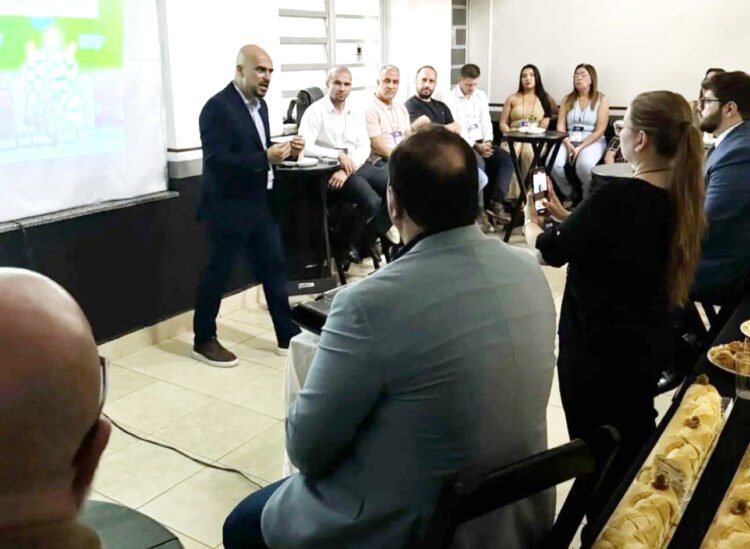 Palestra sobre Tendências da NRF reúne empresários e destaca o futuro do varejo