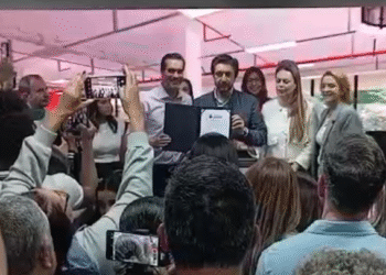 Prefeito Ricardo Nunes assina a autorização da nova sede da Subprefeitura de Itaquera