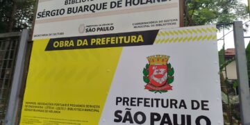 Biblioteca em reforma