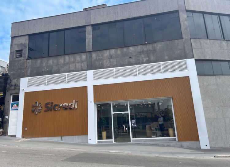 Parceria entre CDL Itaquera e Sicredi Fortalece o Ecossistema Financeiro do Bairro