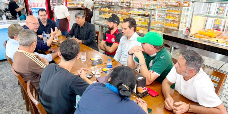 CDL Itaquera reúne comerciantes com subprefeito Rafael Limonta para discutir demandas do centro