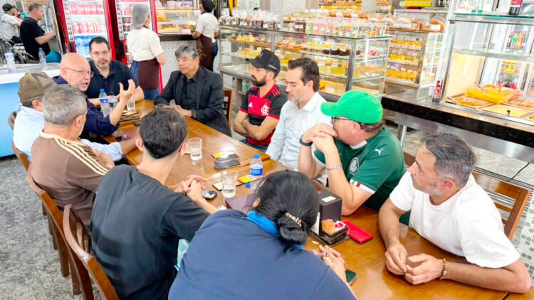 CDL Itaquera reúne comerciantes com subprefeito Rafael Limonta para discutir demandas do centro