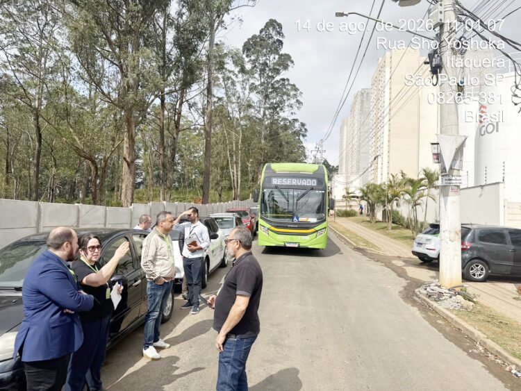 SPTrans testa nova linha de ônibus na Rua Sho Yoshioka