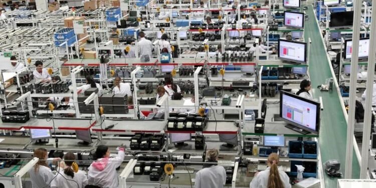 Estado de SP tem 3,2 mil vagas de emprego no setor de indústria nesta semana; confira