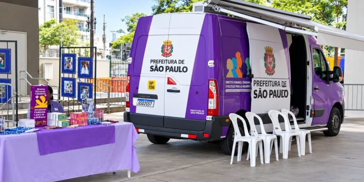 Mutirão Outubro Rosa atende aproximadamente 100 pessoas por dia